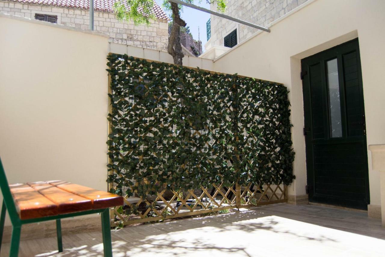 Apartamento House Nataniel In Omis Near Sea Exterior foto